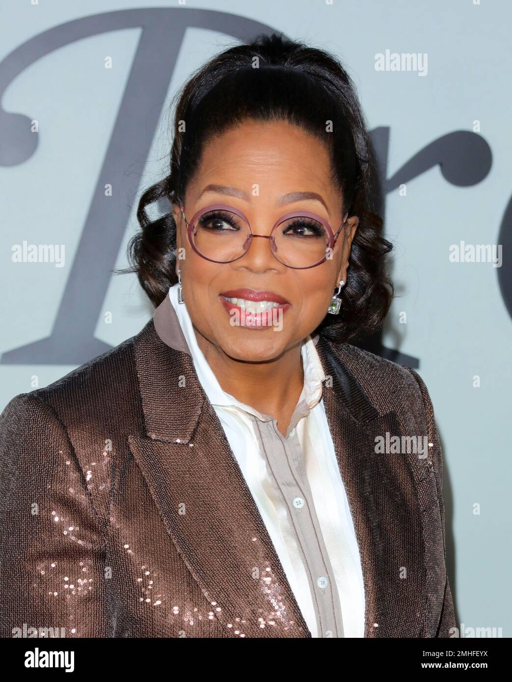 Los Angeles, USA. 26th Jan, 2023. Oprah Winfrey arrives at The 1619 ...