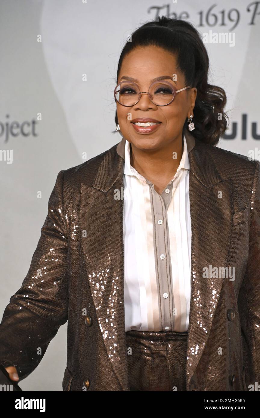 Los Angeles, USA. 26th Jan, 2023. Oprah Winfrey at the premiere for ...