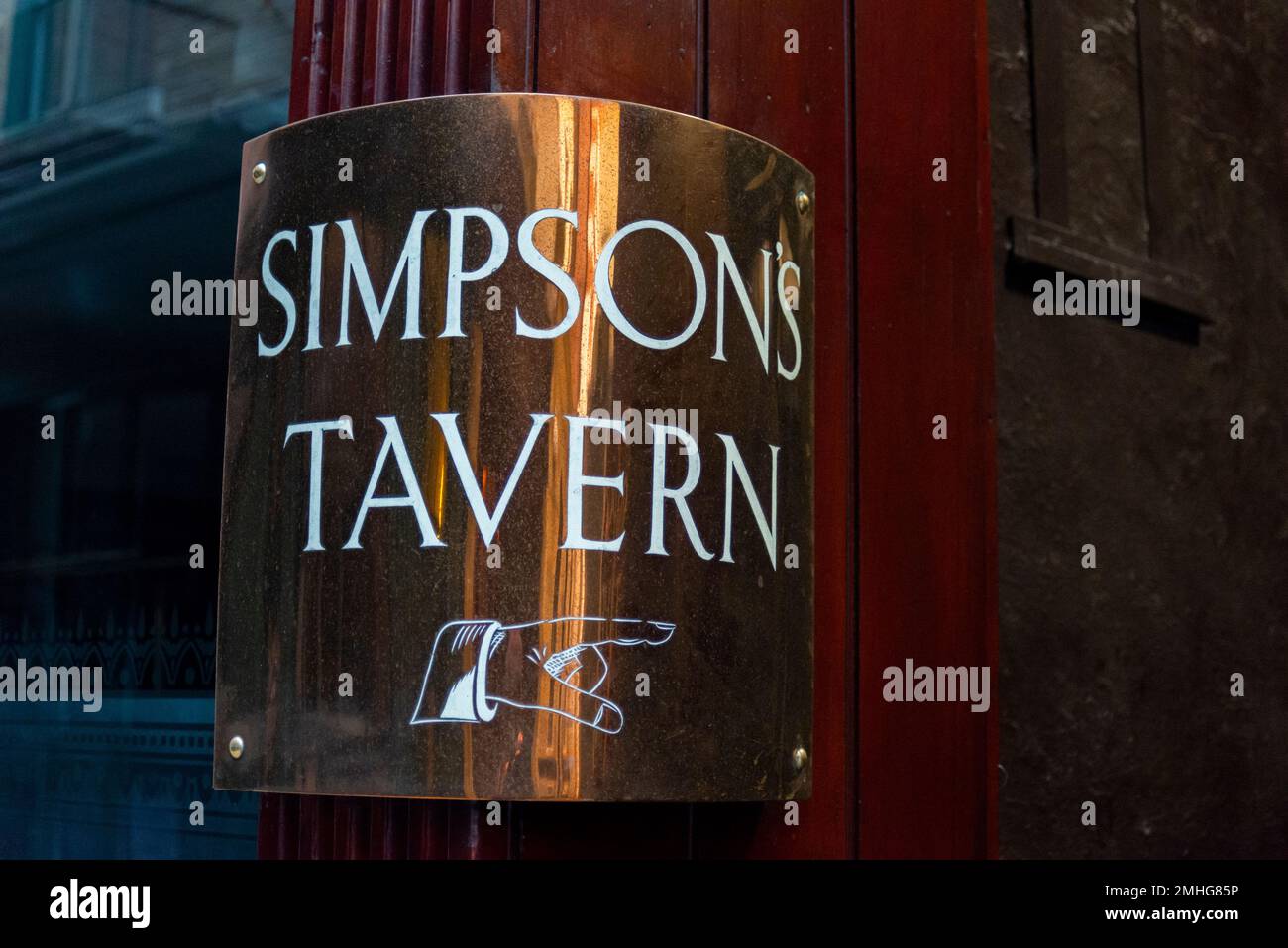 Simpson's Tavern pub at 38 1/2, Ball Court Alley, Cornhill, London EC3