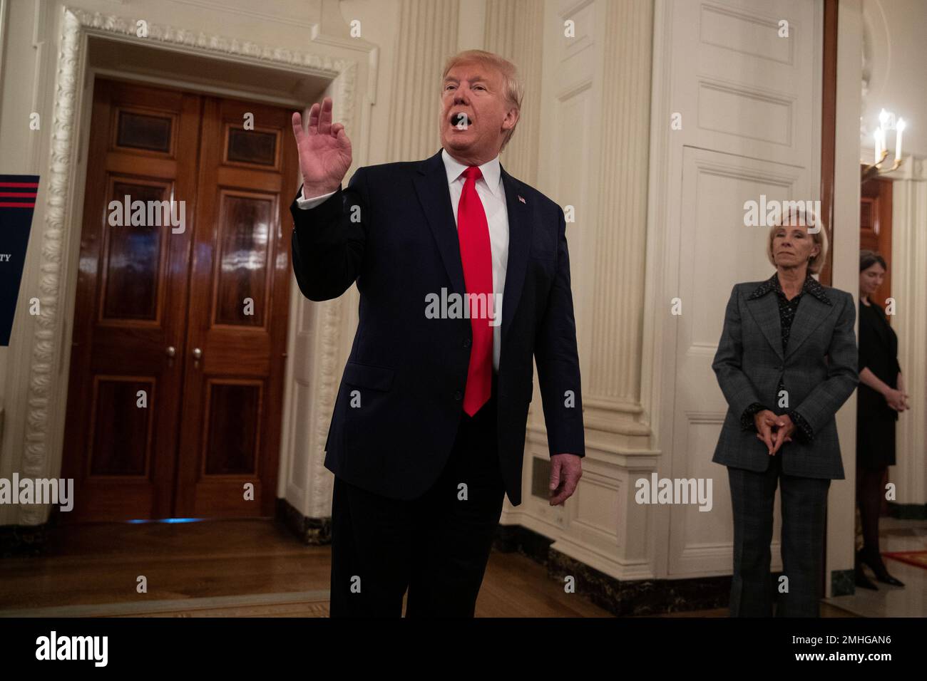 Trump Honors Seven Collegiate National Champions at White House Ceremony for Student-Athletes’ Outstanding Achievements