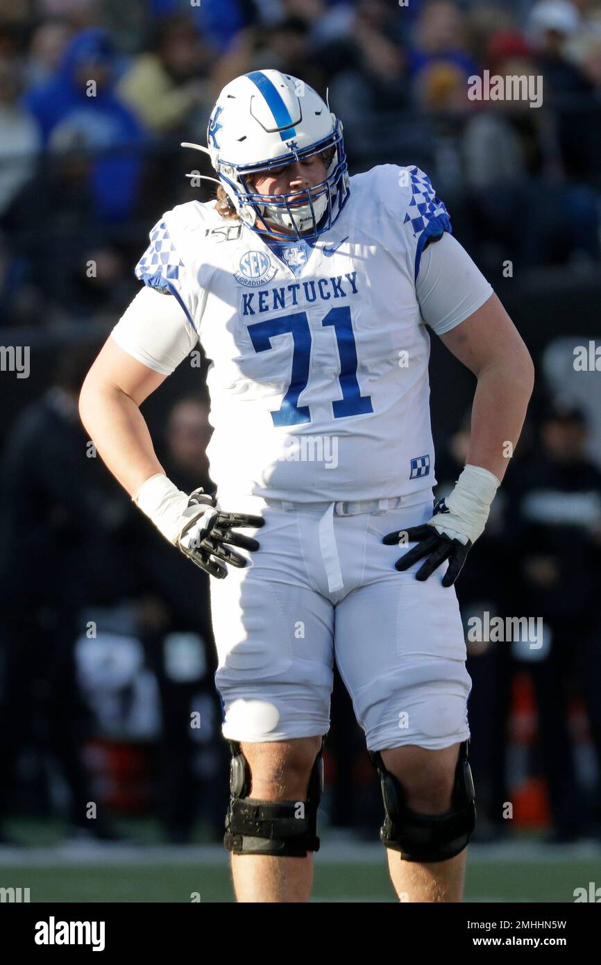Kentucky guard Logan Stenberg plays against Vanderbilt in the first