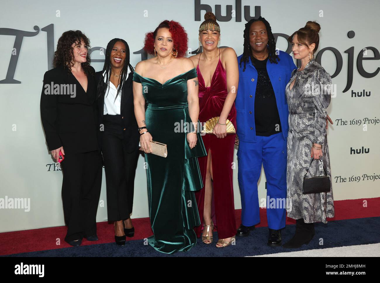 Los Angeles, USA. 26th Jan, 2023. Caitlin Roper, Tara Duncan, Nikole Hannah-Jones, Shoshana Guy, Roger Ross Williams, Kathleen Lingo at Los Angeles Red Carpet Premiere Event For Hulu's 'The 1619 Project' at Academy Museum of Motion Pictures in Los Angeles, CA, USA on January 26, 2022. Photo by Fati Sadou/ABACAPRESS.COM Credit: Abaca Press/Alamy Live News Stock Photo
