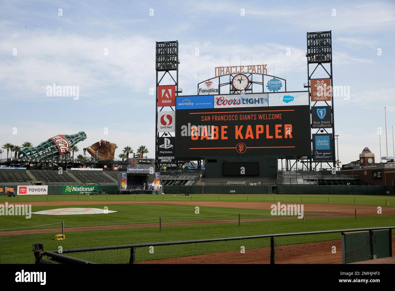 2,000 Gabe kapler Stock Pictures, Editorial Images and Stock Photos