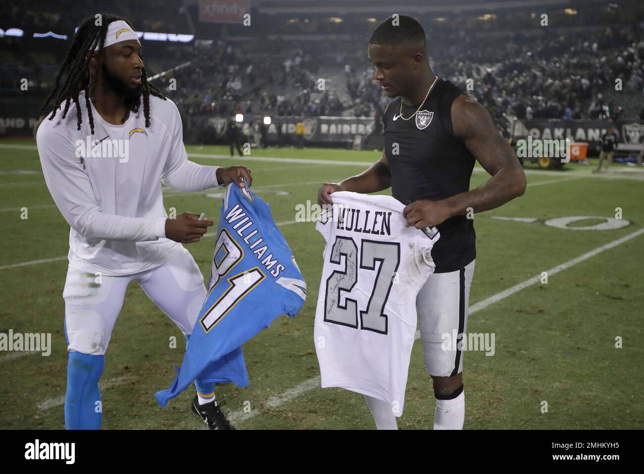 East Rutherford, New Jersey, USA. 24th Nov, 2019. Oakland Raiders  cornerback Trayvon Mullen (27) during a NFL game between the Oakland Raiders  and the New York Jets at MetLife Stadium in East