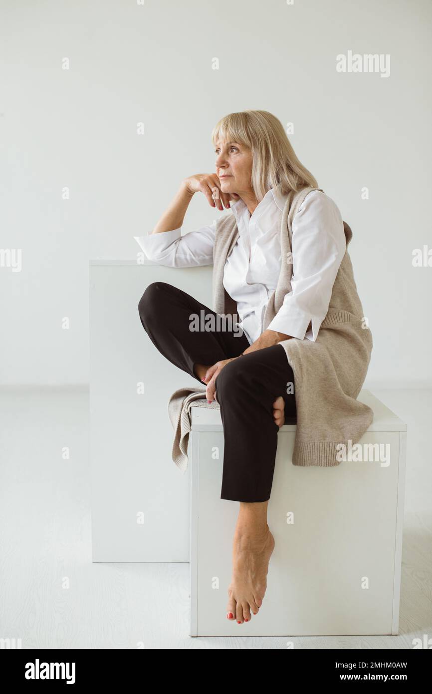 Older Woman Portrait Studio Hi res Stock Photography And Images Alamy older-woman-portrait-studio-hi-res-stock-photography-and-images-alamy