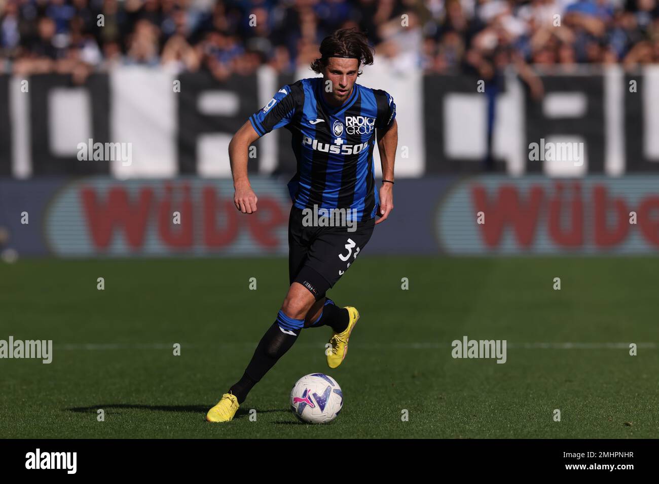 Bergamo, Italy, 13th November 2022. Hans Hateboer of Atalanta during the Serie A match at Gewiss Stadium, Bergamo. Picture credit should read: Jonathan Moscrop / Sportimage Stock Photo