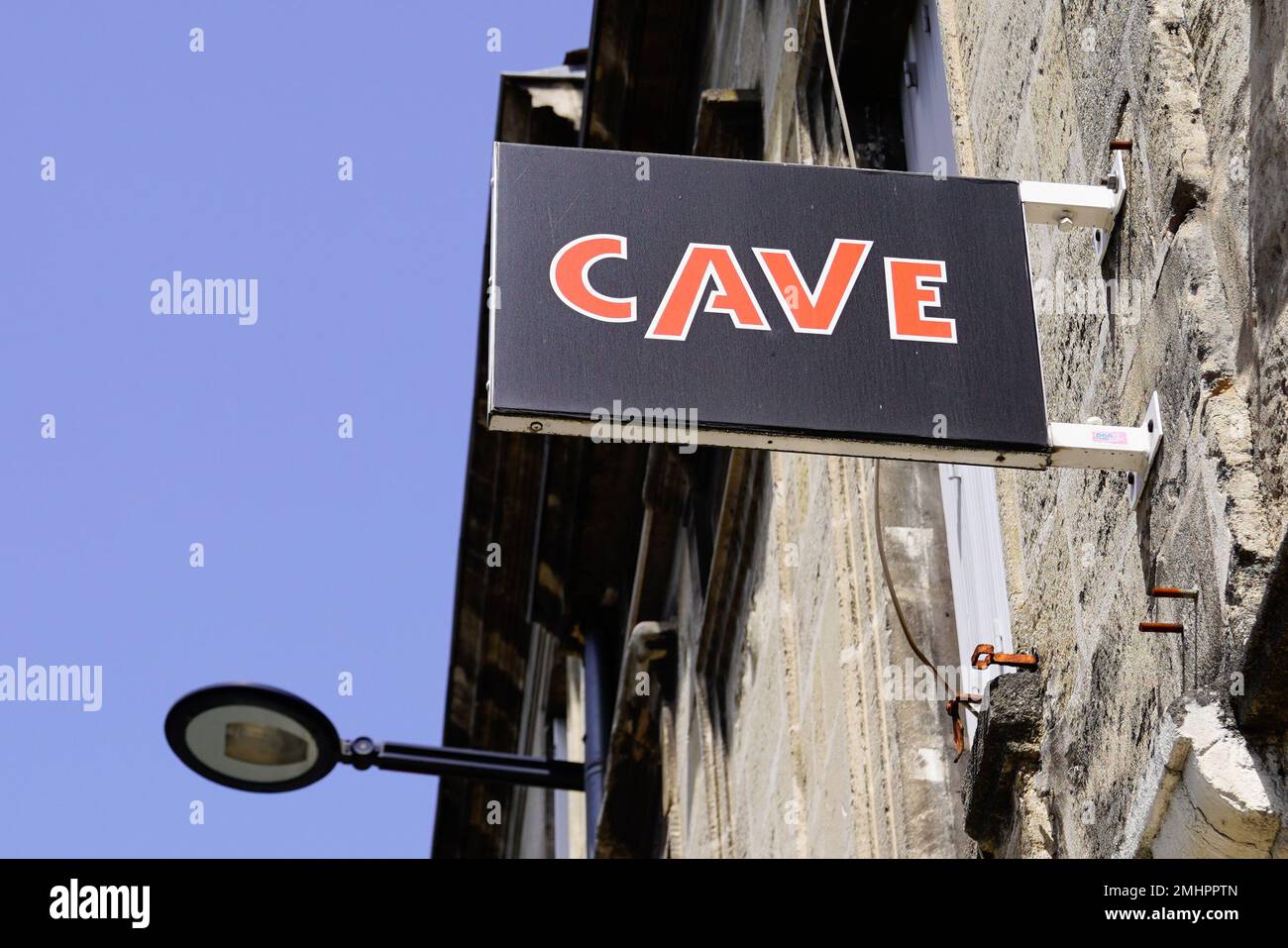 Entrance sign signage winery hi-res stock photography and images - Alamy