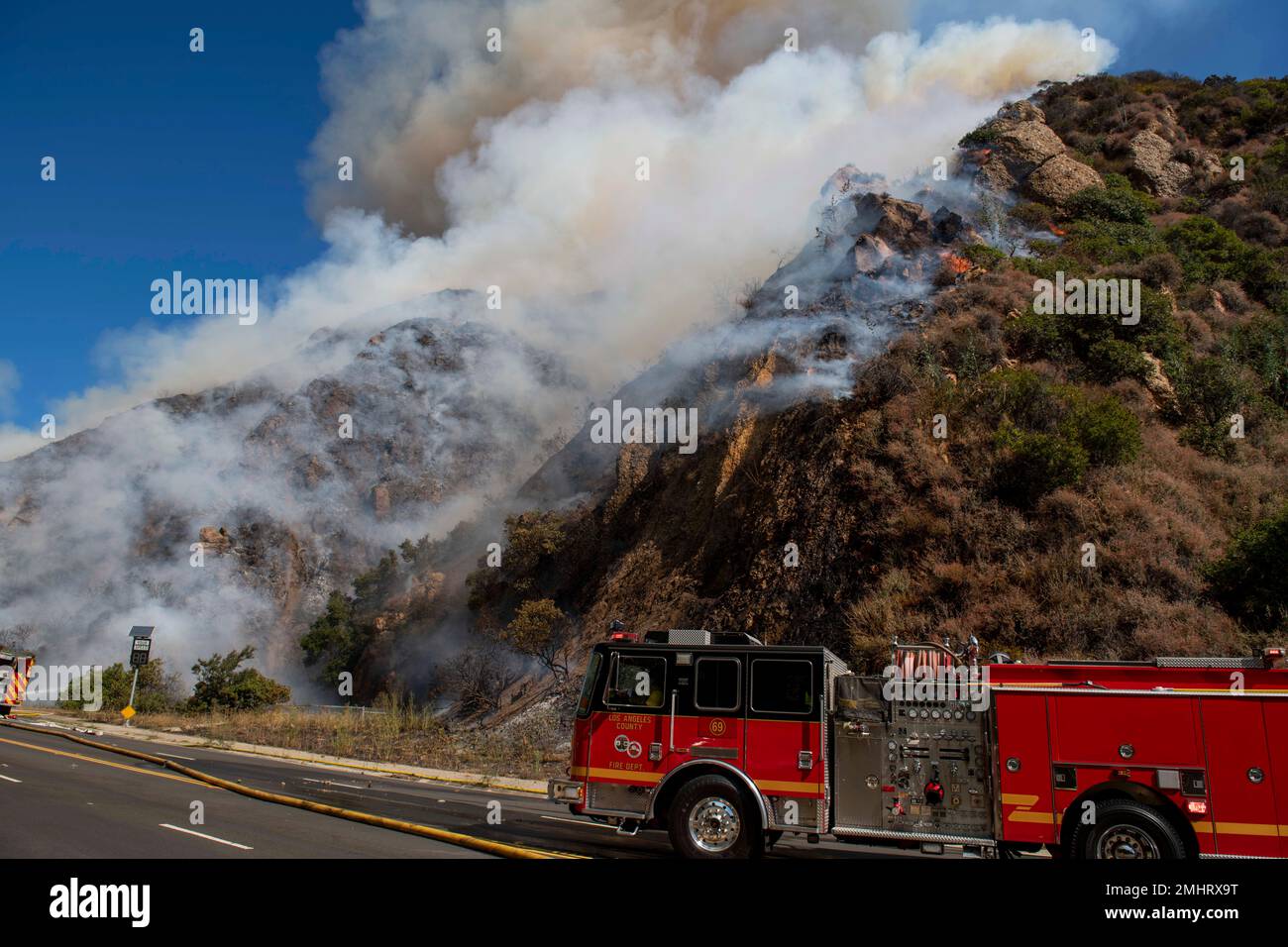 Firefighters arrive on scene of the Palisades Fire in the Pacific