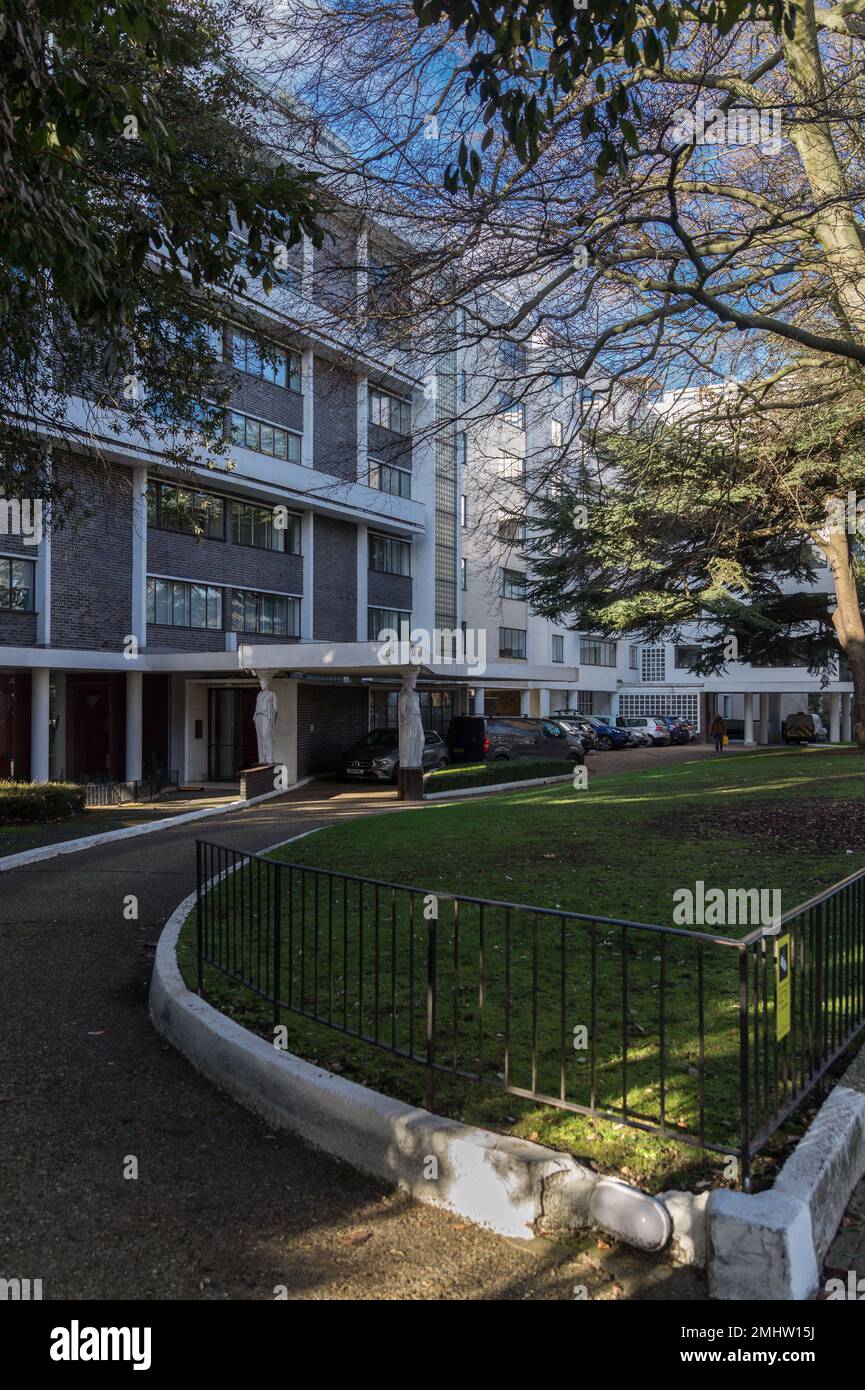 Highpoint, block of flats in the modernist style, by Berthold Lubetkin