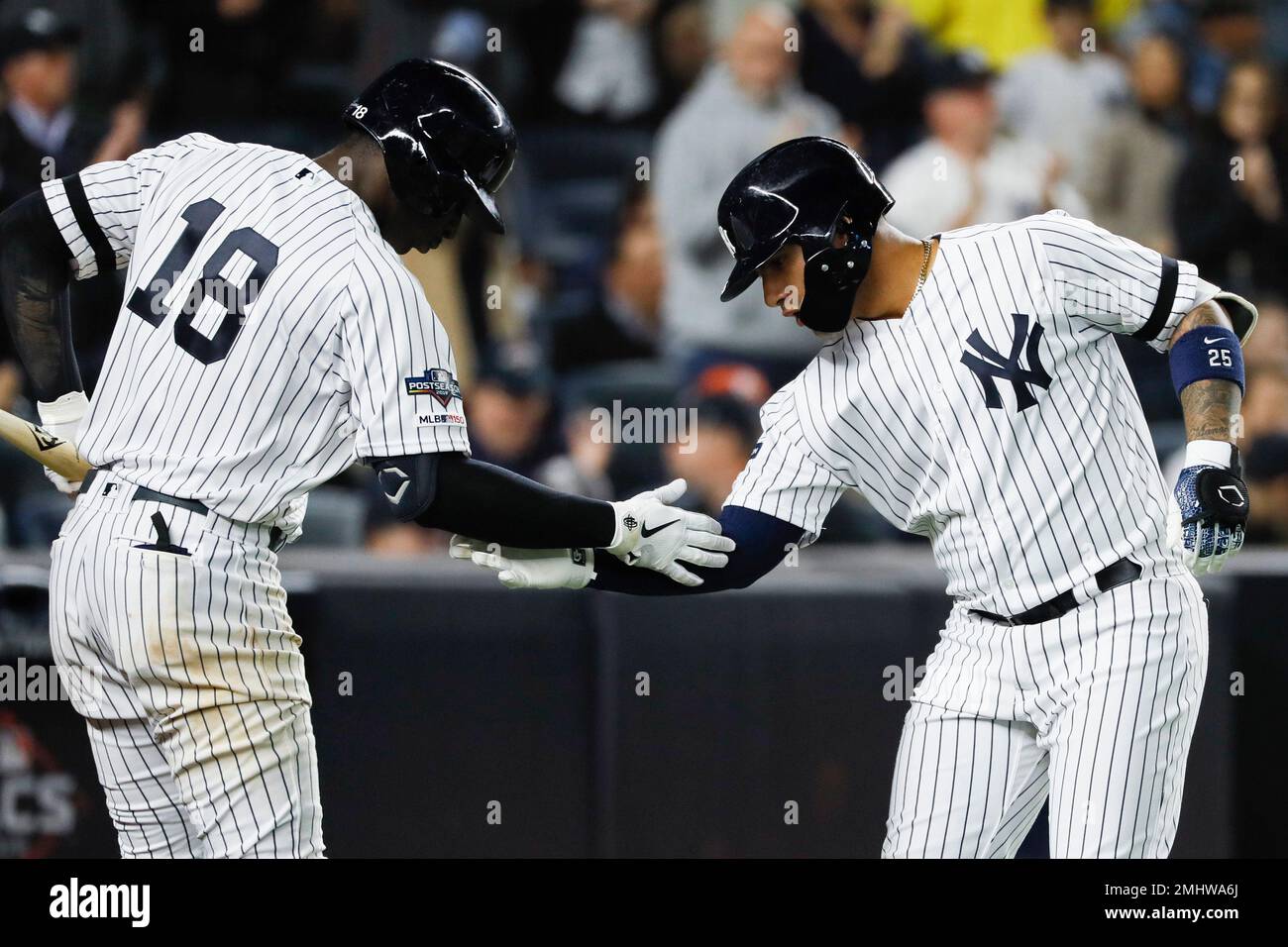 New York Yankees' Gleyber Torres in action during the MLB London Series  Match at The London Stadium Stock Photo - Alamy