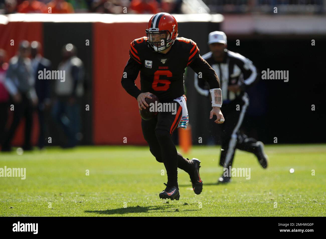 Cleveland Browns quarterback Baker Mayfield (6) throws a pass against the  Seattle Seahawks during an NFL football game, Sunday, Oct. 13, 2019, in  Cleveland. (Jeff Haynes/AP Images for Panini Stock Photo - Alamy