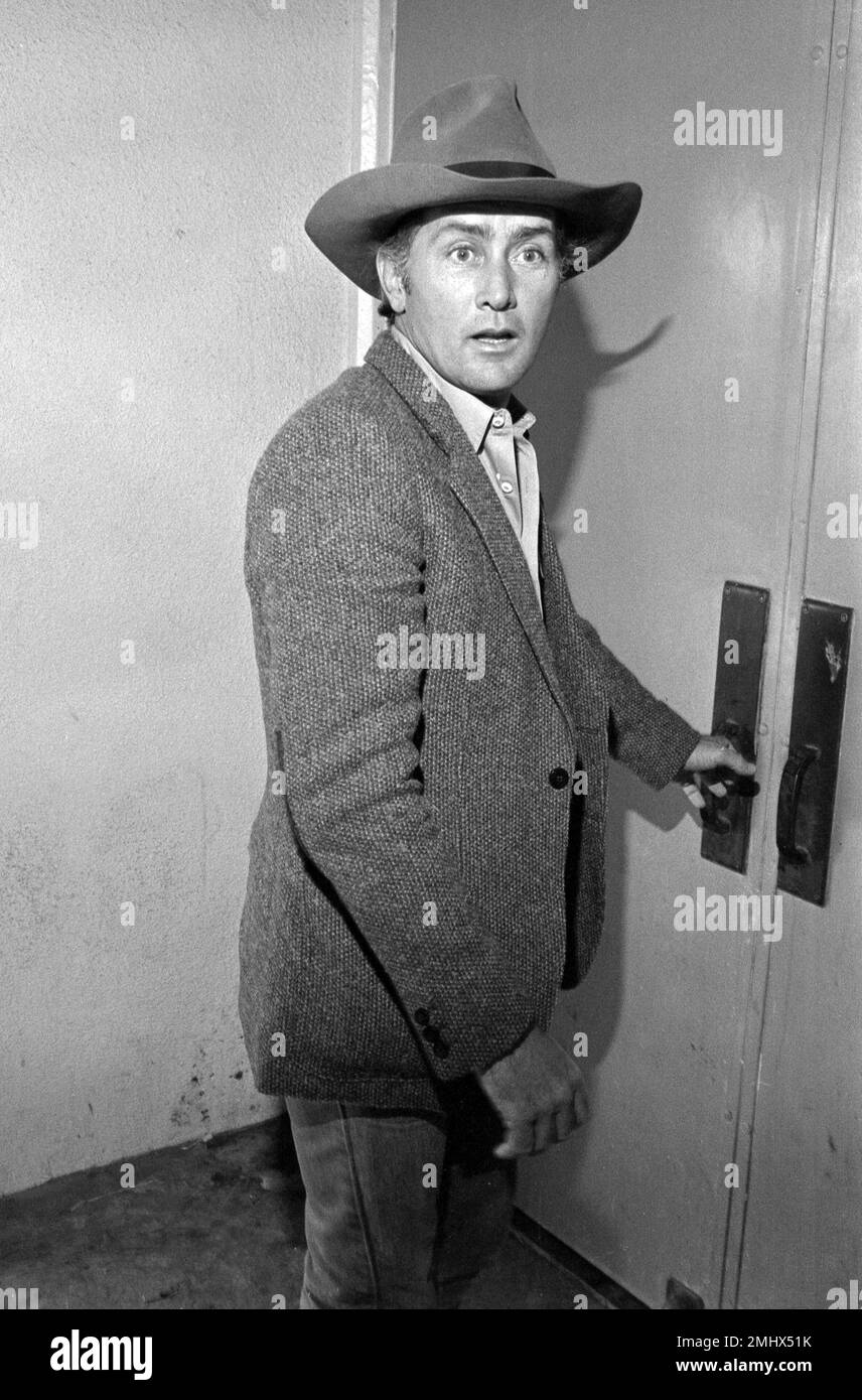 Martin Sheen seen at North Hollywood High School for a SAG meeting on