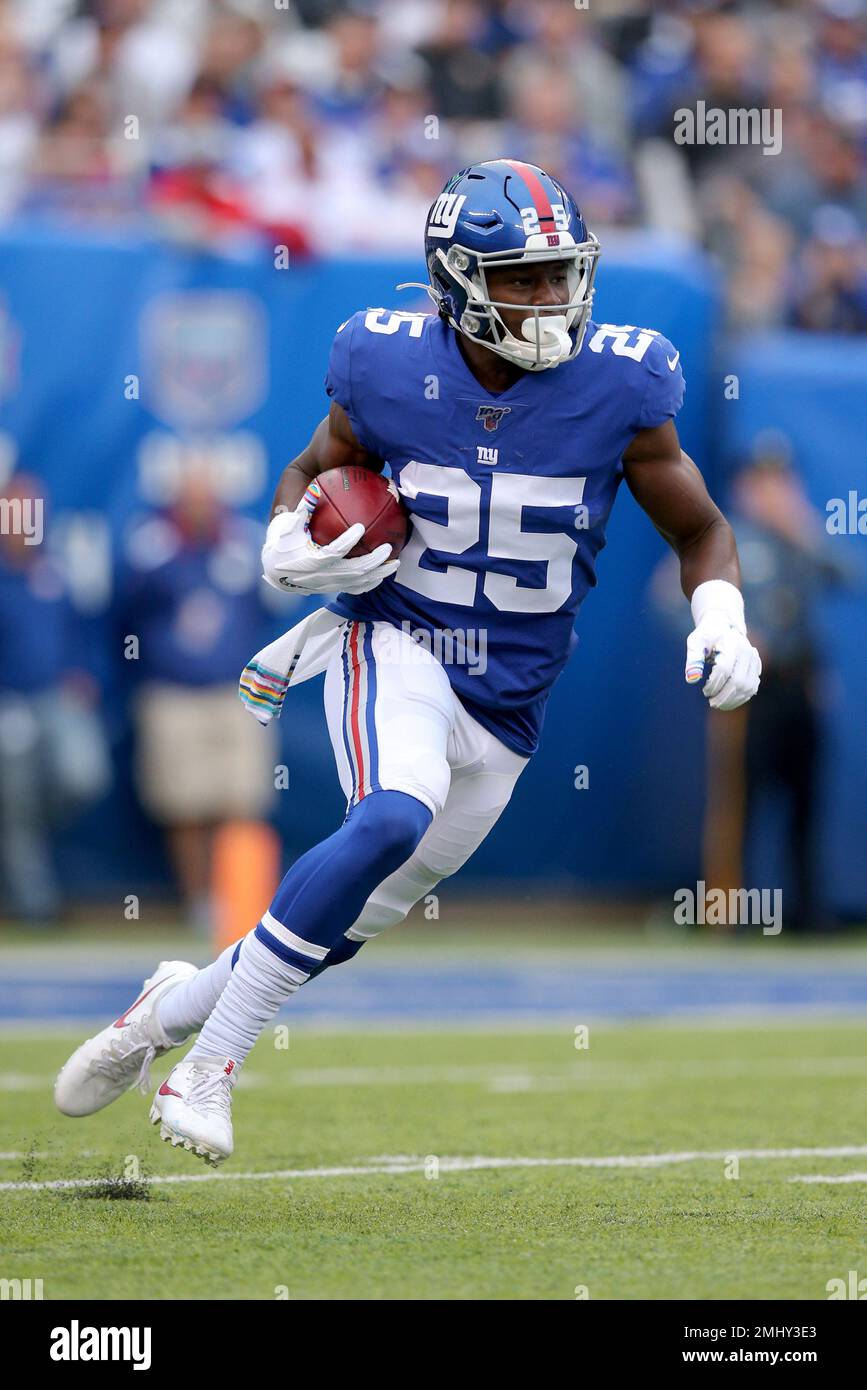 East Rutherford, New Jersey, USA. 6th Oct, 2019. New York Giants defensive  back Corey Ballentine (25) runs back a kickoff during a NFL game between  the Minnesota Vikings and the New York