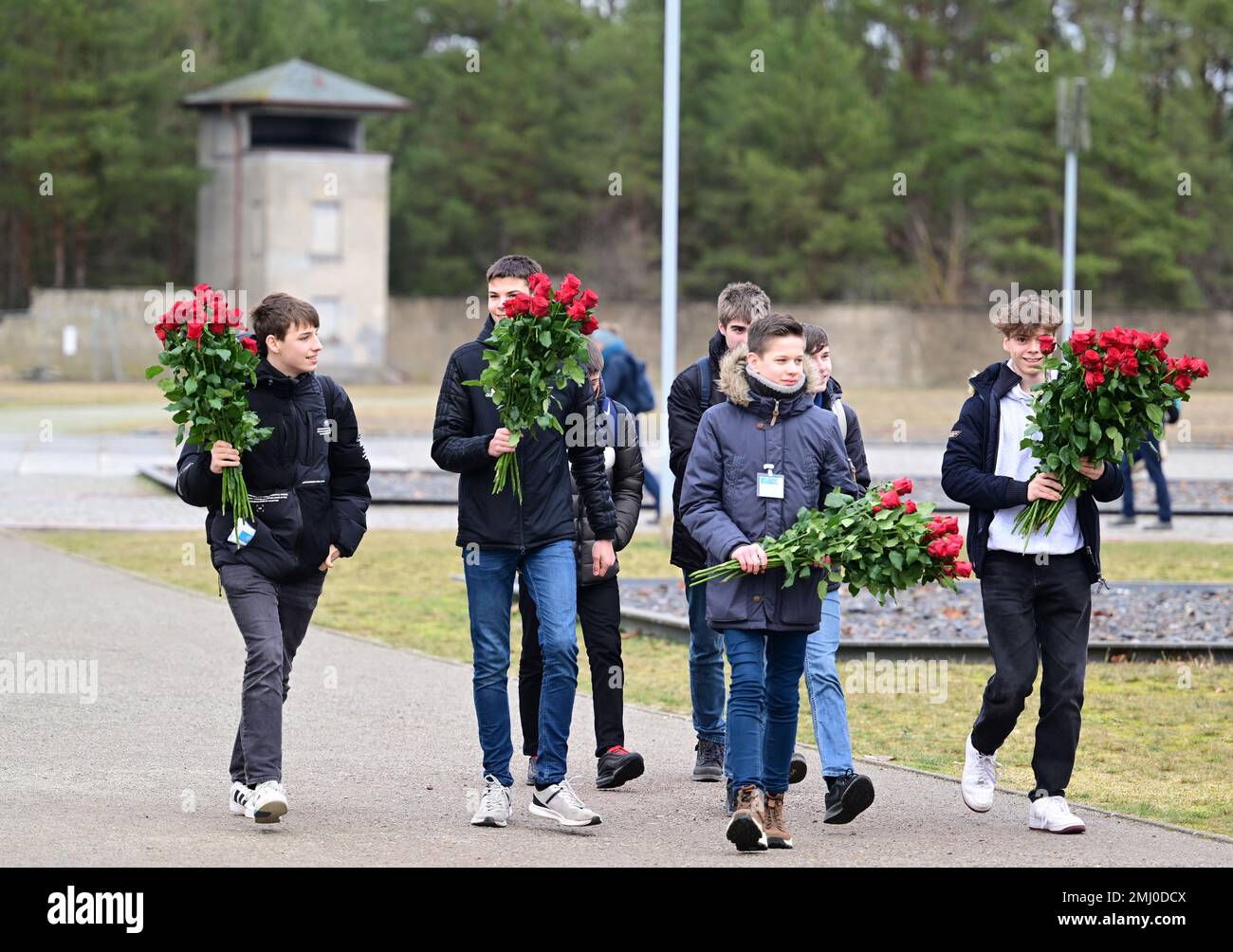 27 January 2023, Brandenburg, Oranienburg Students of the 10th grade