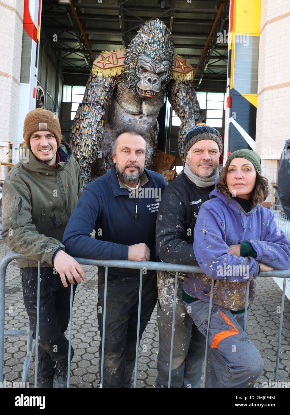 Florence, Italy. 27th Jan, 2023. PRESSPHOTO Florence Carnival of Viareggio and its people, a journey into the citadel of the carnival where the allegorical floats are born. in the photo: Evolution of the species, by Umberto, Stefano, and Michele Cinquini and Silvia Cirri chariot of first photo Gianluca Moggi/New Press Photo Editorial Usage Only Credit: Independent Photo Agency/Alamy Live News Stock Photo