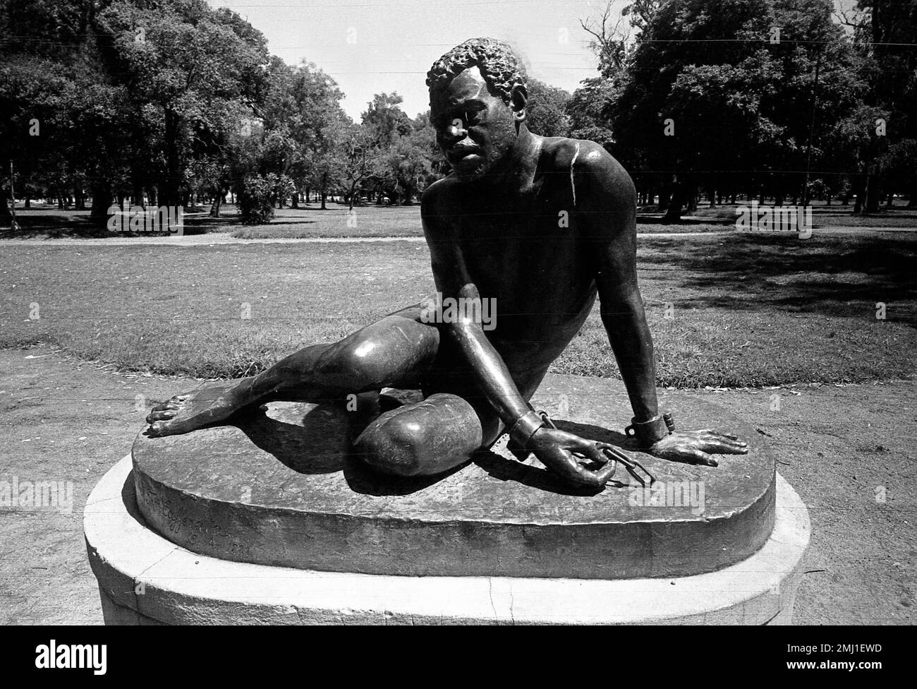 La Esclavitud (Slavery) sculpture by Francisco Cafferata, Sicilia
