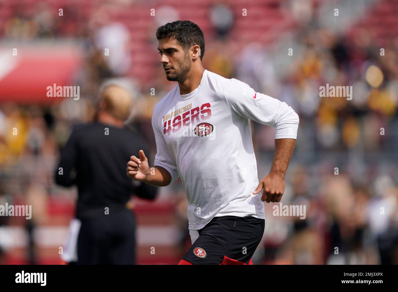 San Francisco 49ers quarterback Jimmy Garoppolo warms up before an NFL  football game against the Pittsburgh Steelers in Santa Clara, Calif.,  Sunday, Sept. 22, 2019. (AP Photo/Tony Avelar Stock Photo - Alamy