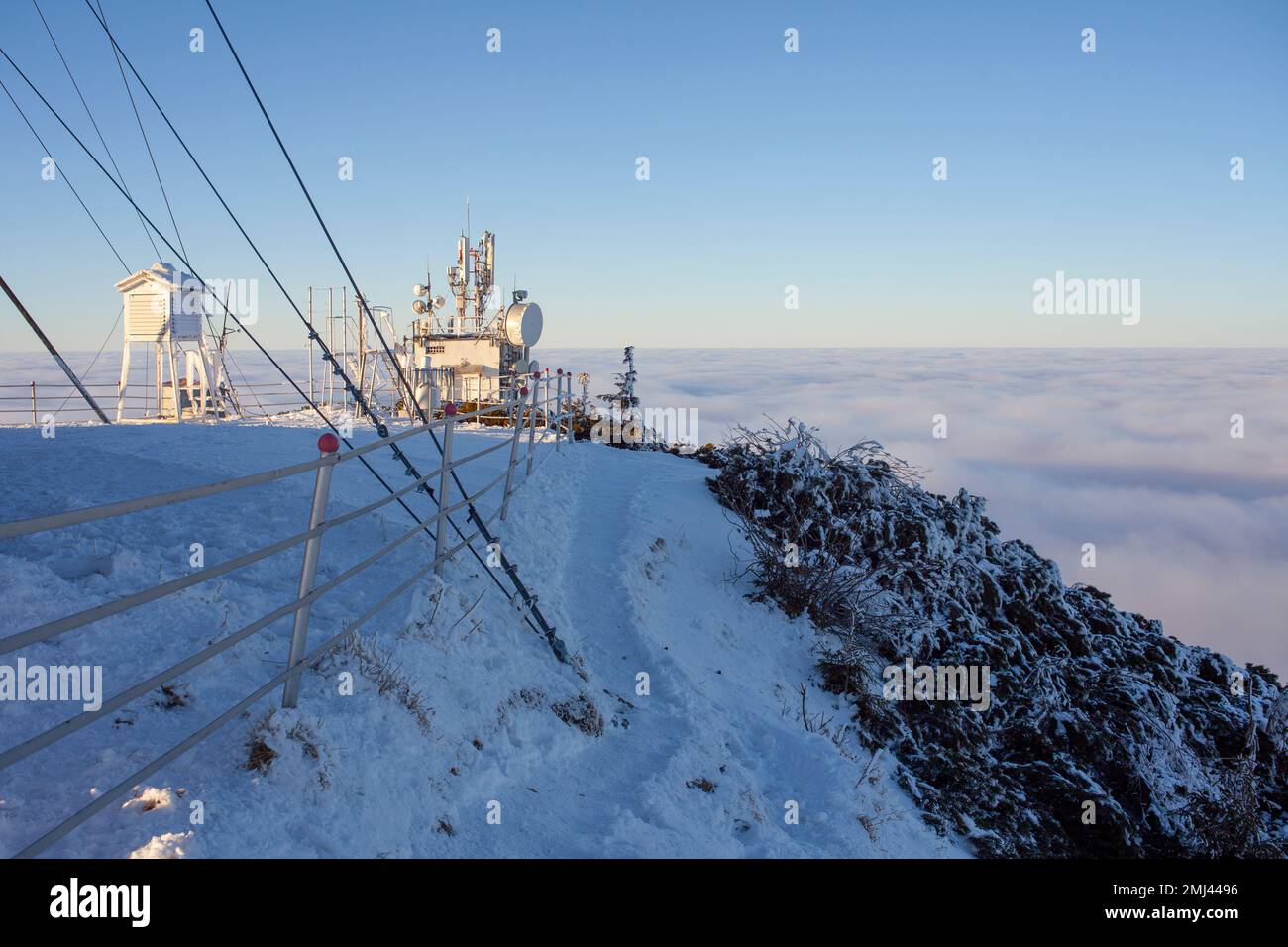 Weather station on Ceahlau mountain, Romania Stock Photo Alamy