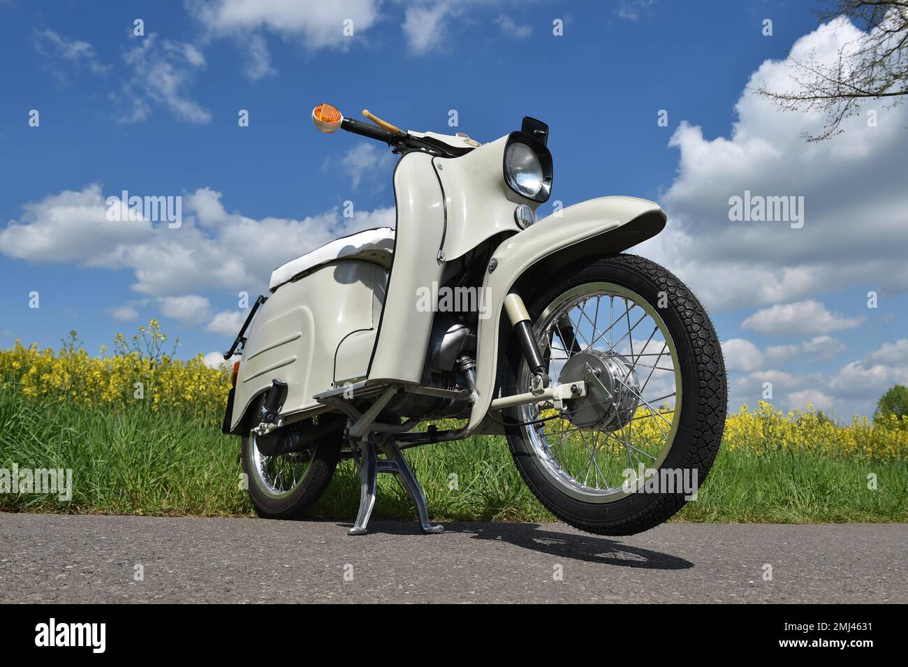 Moped schwalbe hi-res stock photography and images - Alamy