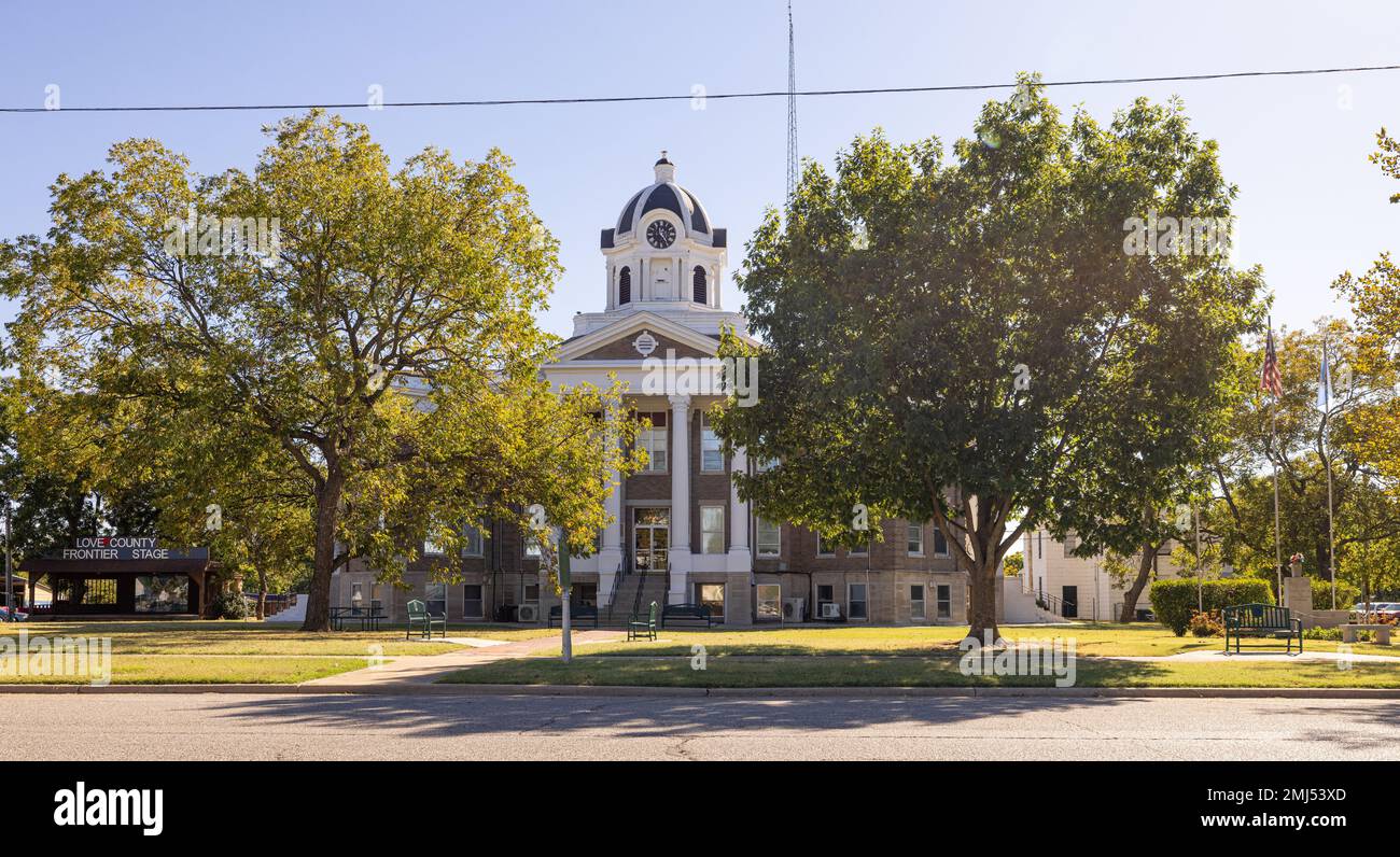 Marietta, Oklahoma, USA October 19, 2022 The Love County Courthouse