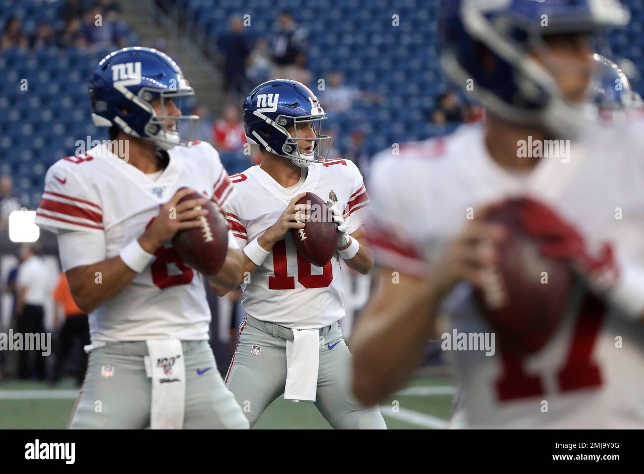 New York Giants quarterback Kyle Lauletta works out during NFL football  training camp, Thursday, July 26, 2018, in East Rutherford, N.J. (AP  Photo/Julio Cortez Stock Photo - Alamy