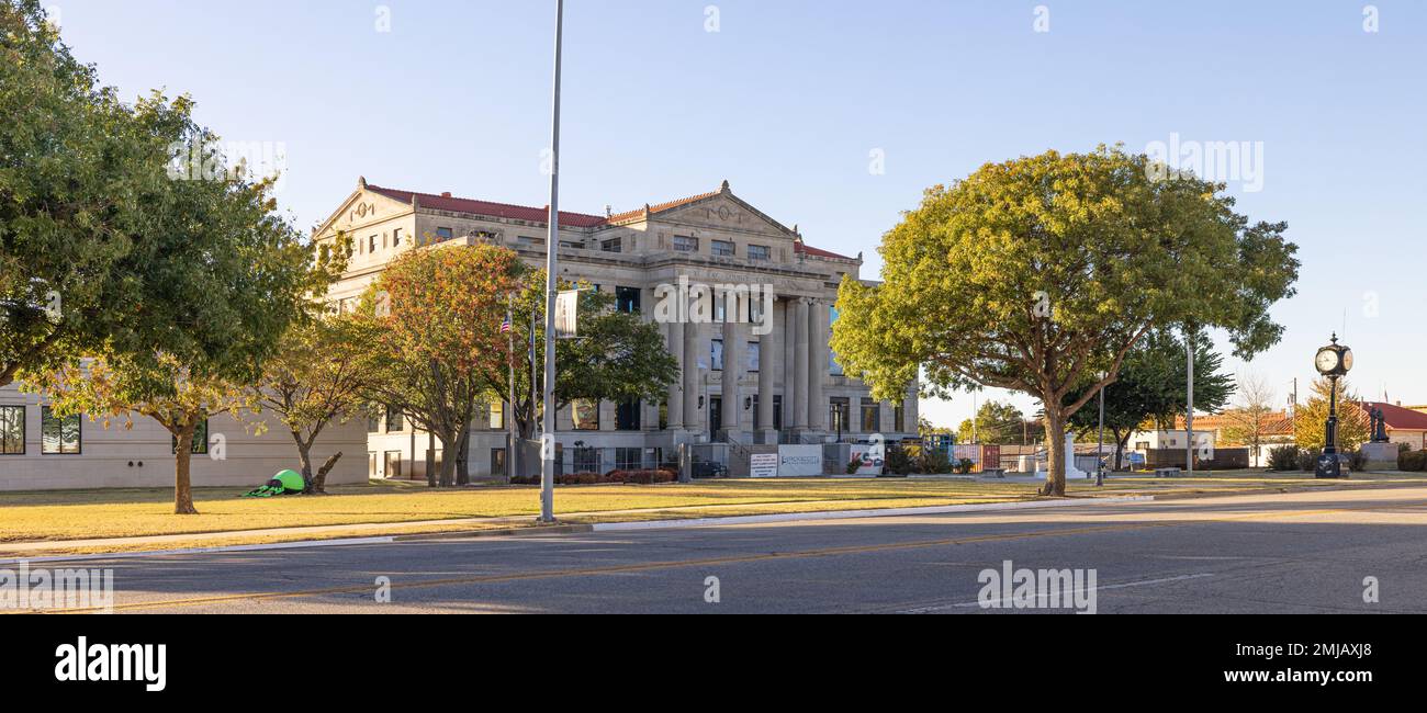 Newkirk, Oklahoma, USA October 18, 2022 The Kay County Courthouse