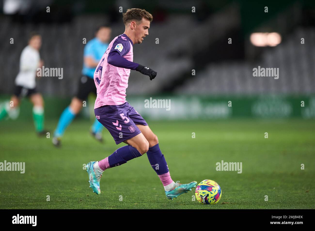 Real Racing Club team lines up prior to the La Liga SmartBank match between  Real Racing Club and CD Tenerife at El Sardinero Stadium on January 27, 20  Stock Photo - Alamy