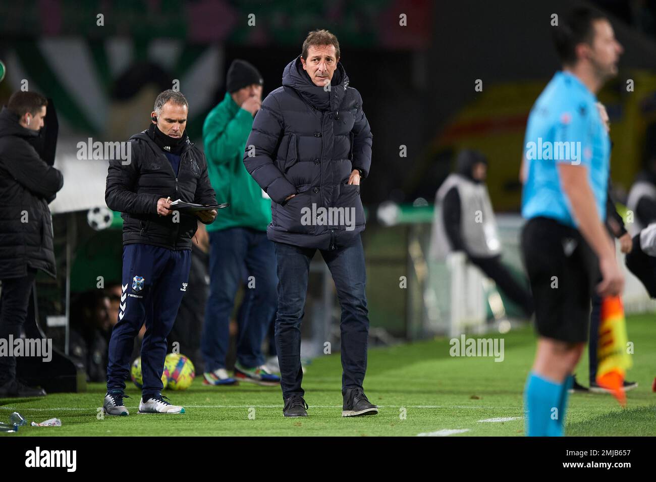 Real Racing Club team lines up prior to the La Liga SmartBank match between  Real Racing Club and CD Tenerife at El Sardinero Stadium on January 27, 20  Stock Photo - Alamy