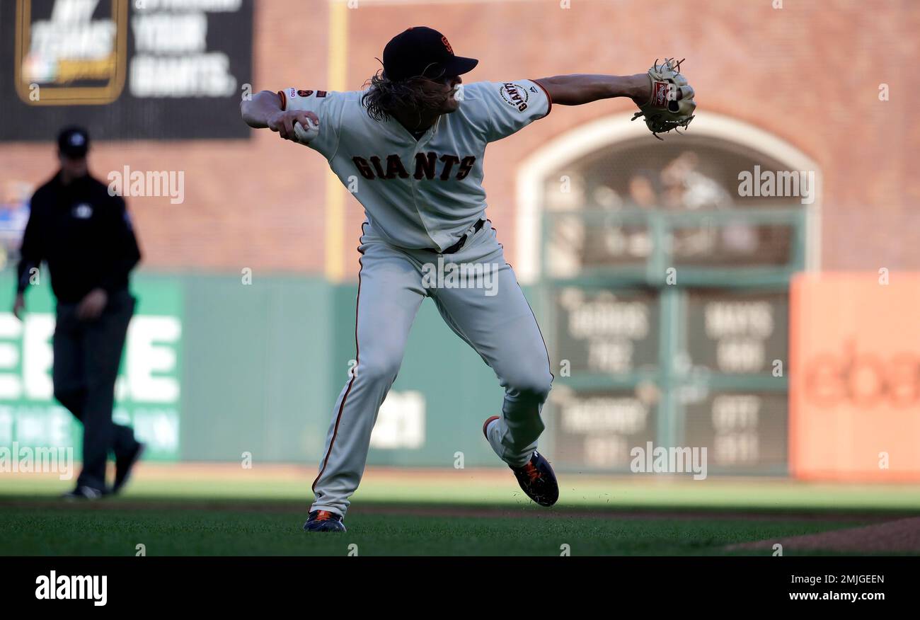 San Francisco Giants pitcher Shaun Anderson throws out Chicago Cubs