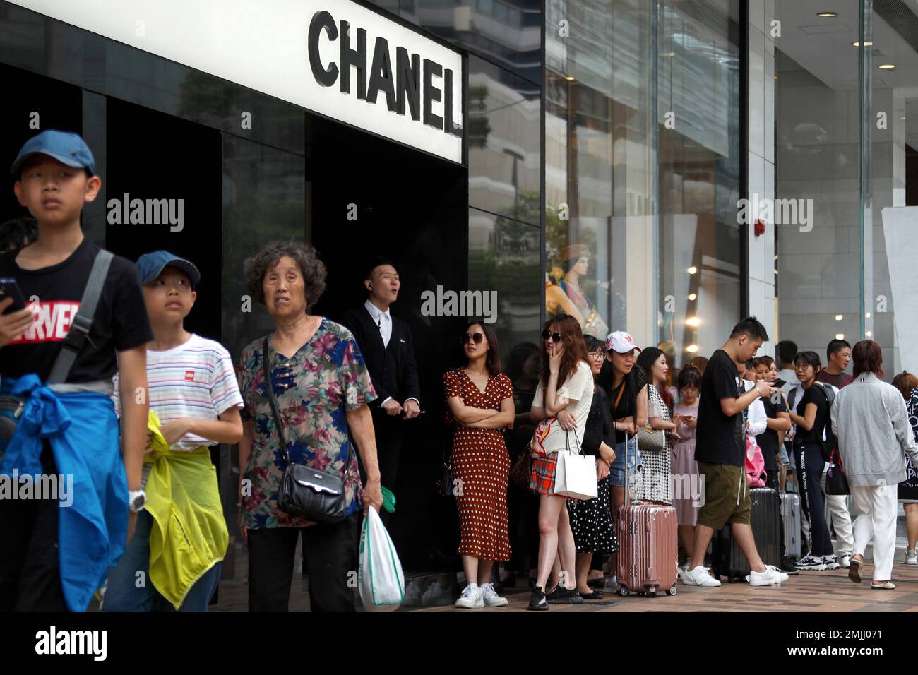 Handbags at dawn: Chanel duels South Korean resellers in luxury boom -  Inside Retail Asia