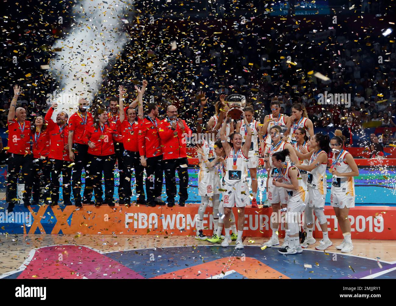 Spanish players celebrate after winning the Women's 2019 Eurobasket European  Basketball Championship final match between Spain and France in Belgrade,  Serbia, Sunday, July 7, 2019. (AP Photo/Darko Vojinovic Stock Photo - Alamy