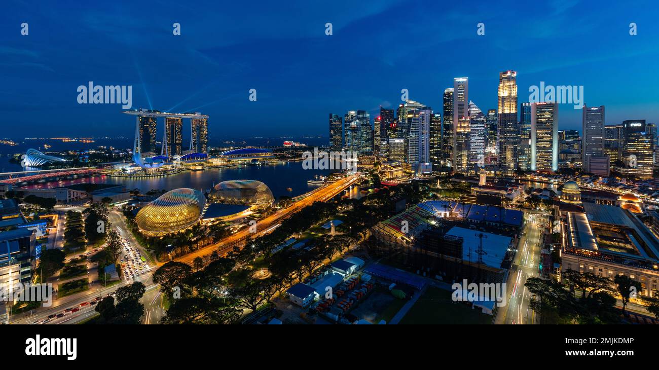 Singapore aerial view night science hi-res stock photography and images ...