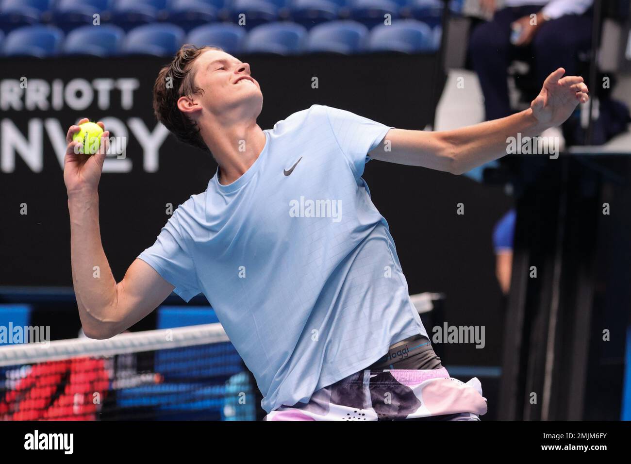 Learner tien hi-res stock photography and images - Alamy