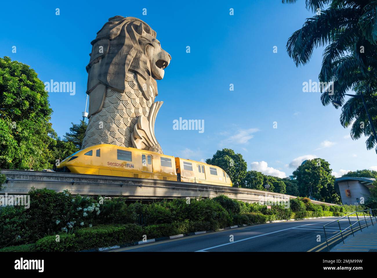 Sentosa the merlion tower Stock Photo - Alamy