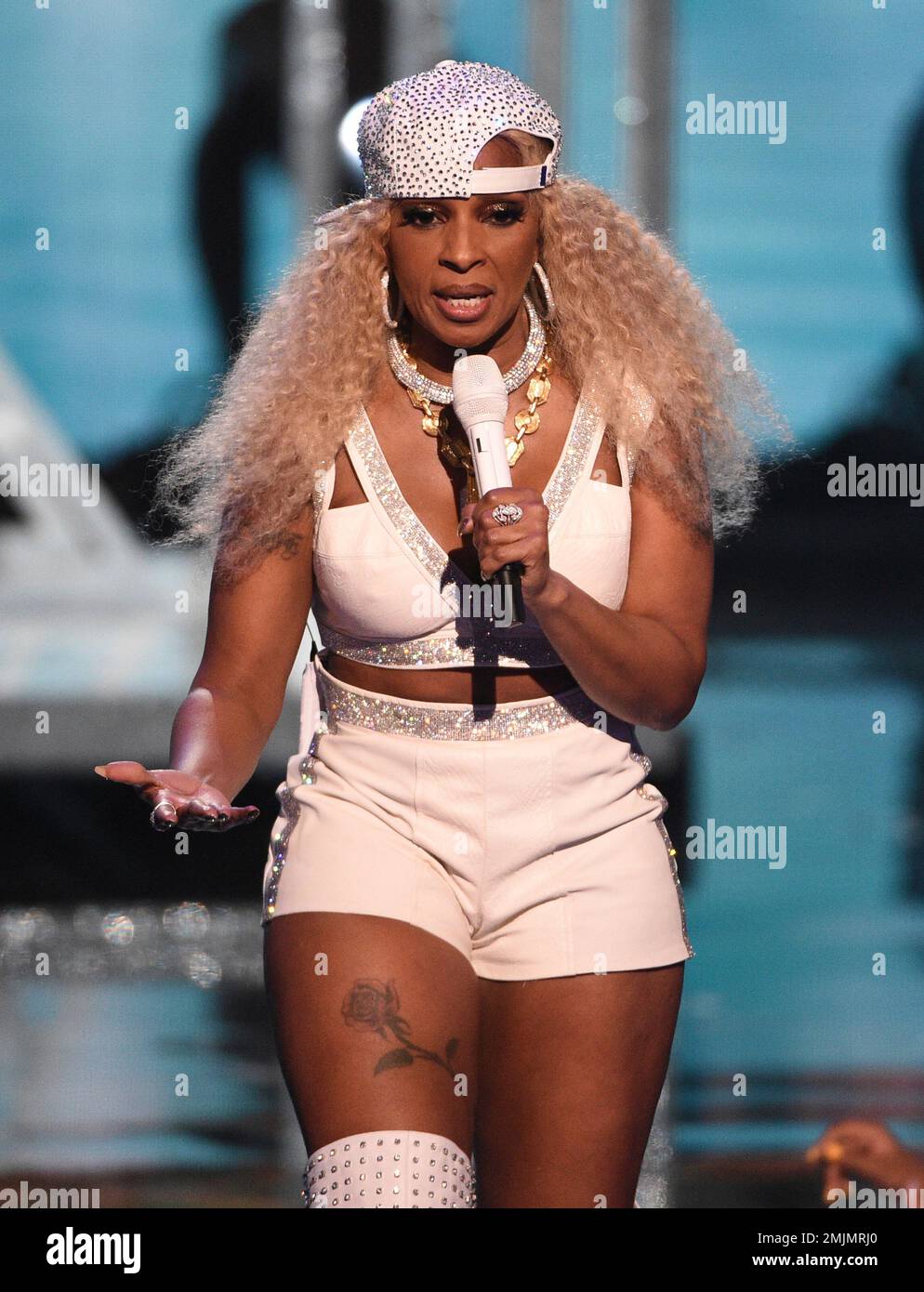 Mary J Blige presented with Lifetime Achievement Award at the 2019 BET  Awards