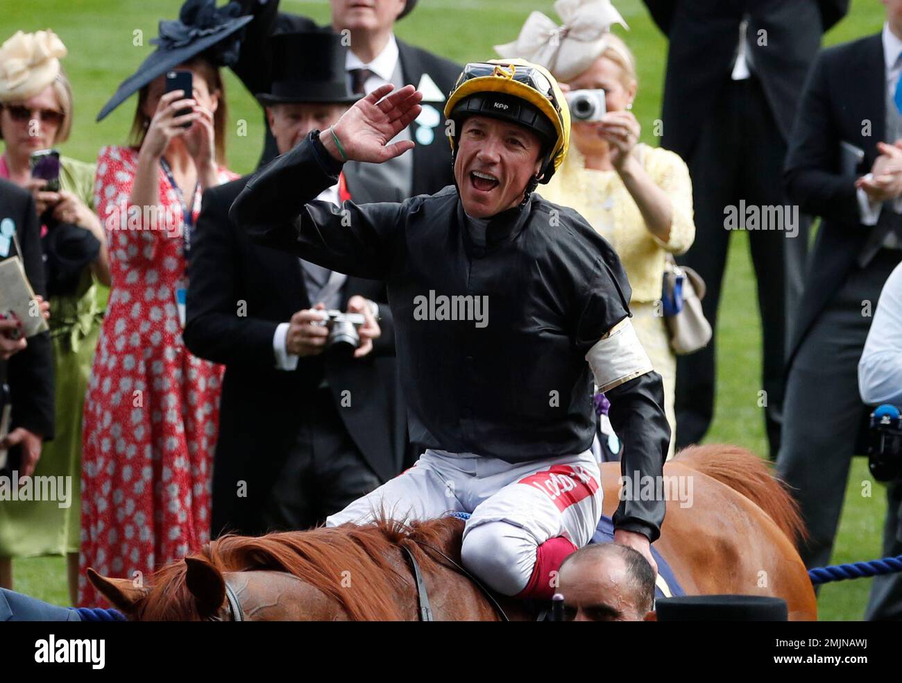 Italian jockey Frankie Dettori celebrates on his horse Stradivarius ...