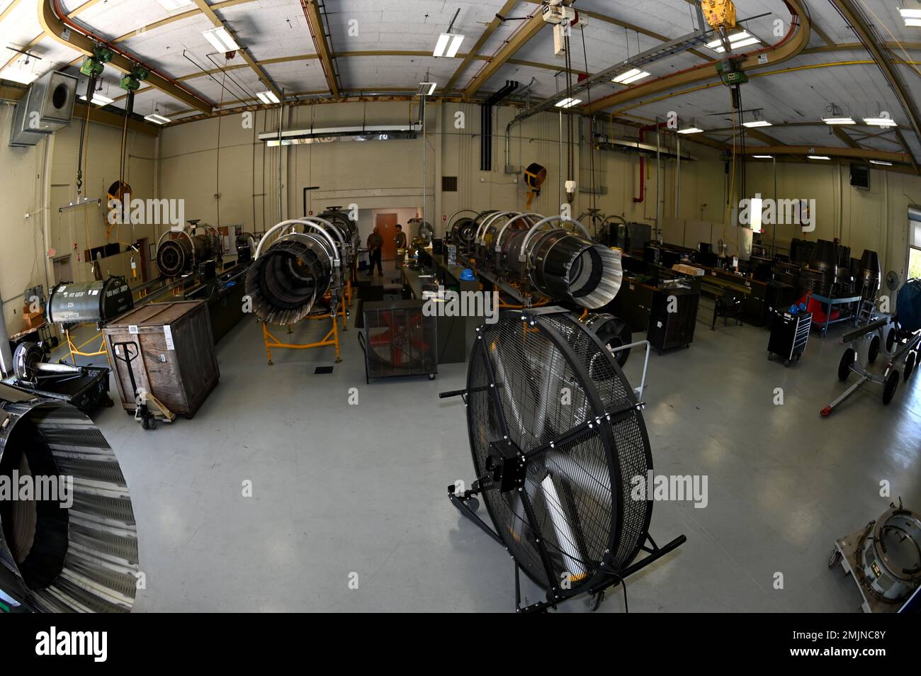 U.S. Air Force 169th Maintenance Squadron engine shop maintenance bay preps F-16 engines in need of repair at McEntire Joint National Guard Base, South Carolina, August 31, 2022. Stock Photo