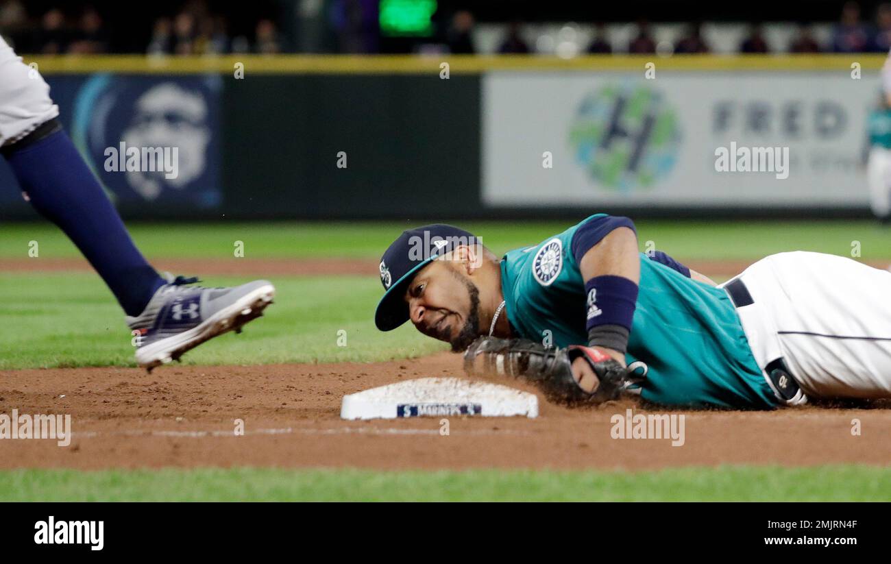 Jake Marisnick & Tony Kemp hugs 4 homers!!!  Houston astros baseball,  Houston astros, Astros baseball