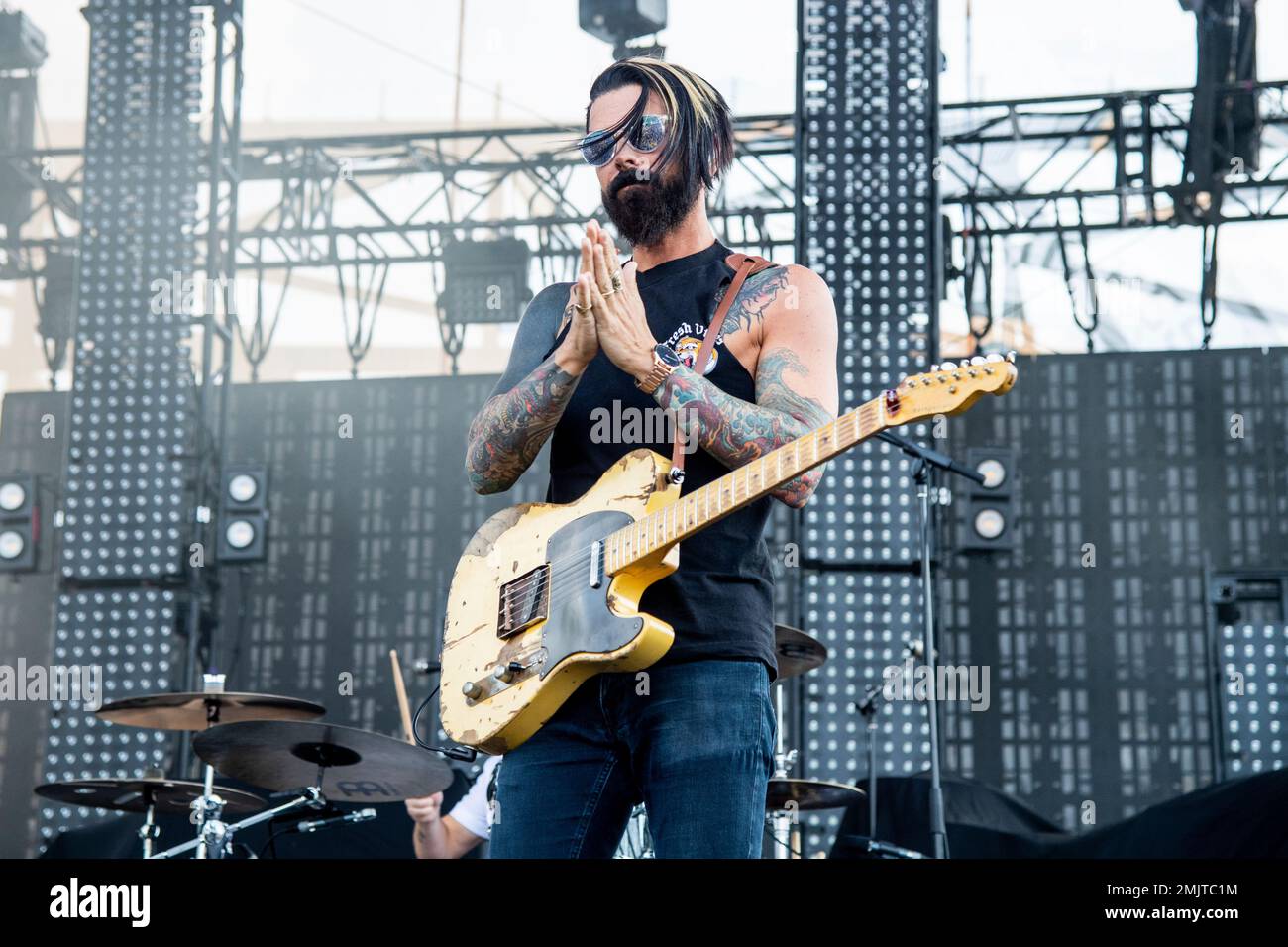 Chris Carrabba of Dashboard Confessional performs at the Bunbury Music