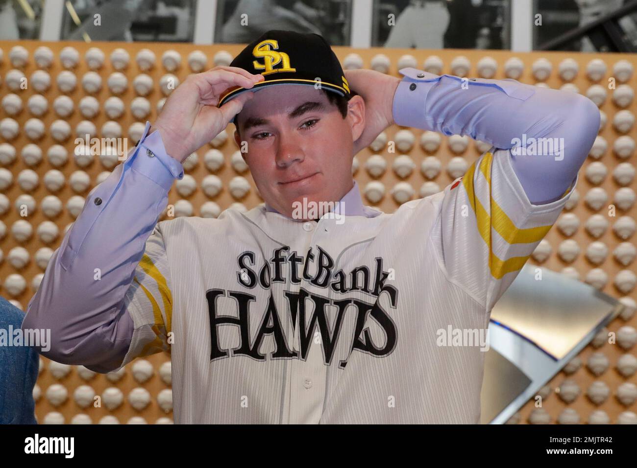 SoftBank Hawks pitcher Carter Stewart Jr