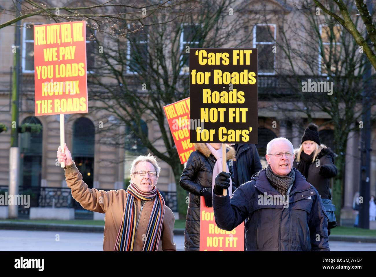Glasgow, Scotland, UK. 28th January 2023. Sort Glasgows Roads Protest