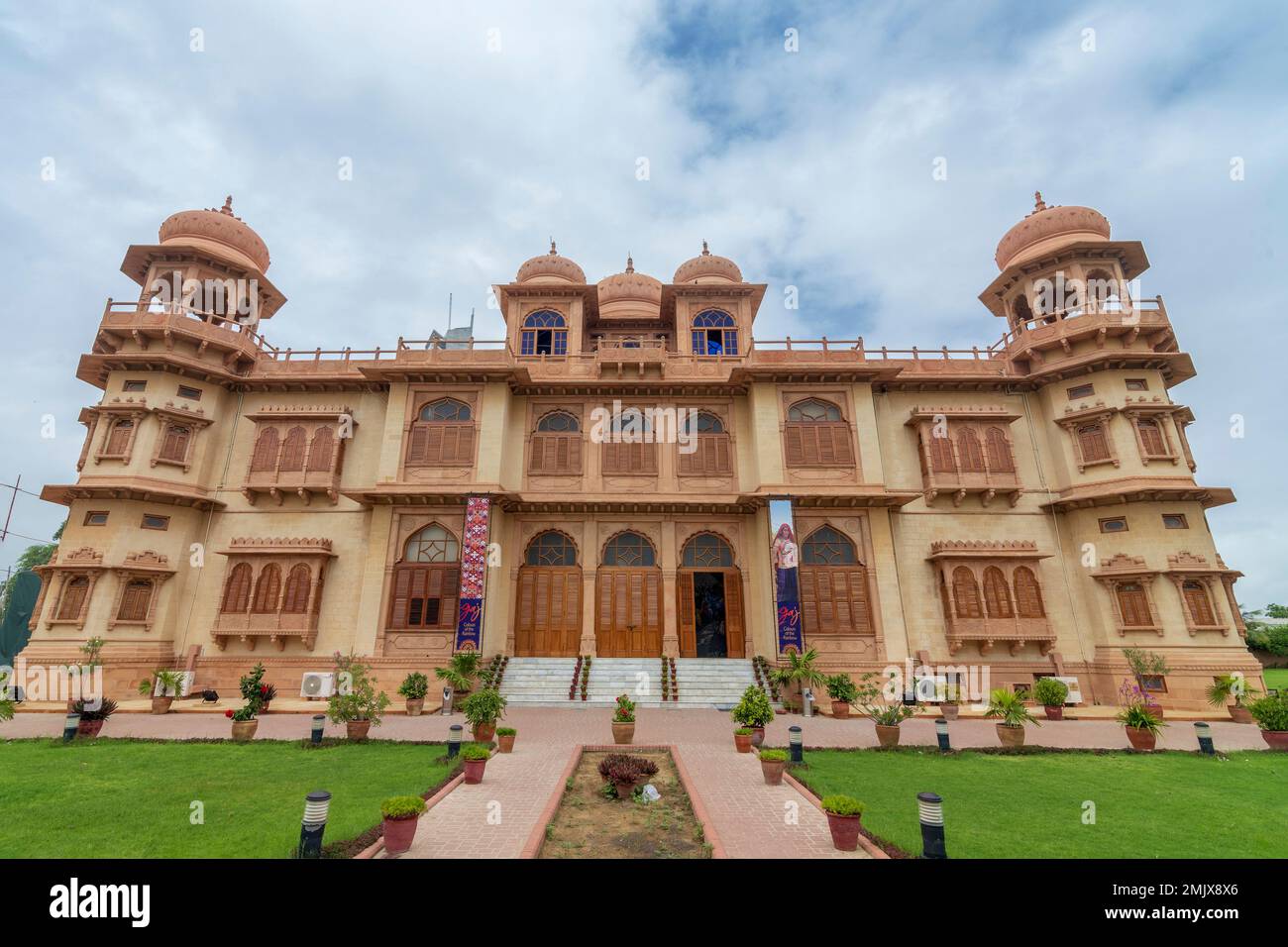 karachi pakistan 2022, karachi cityscape, landmarks of karachi Pakistan