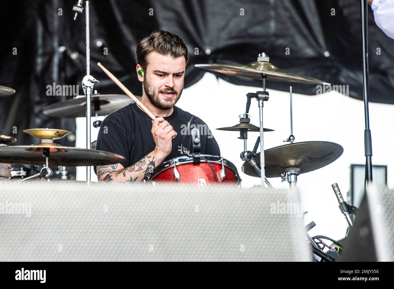 Harry Jennings of SHVPES performs at the Sonic Temple Art and Music ...