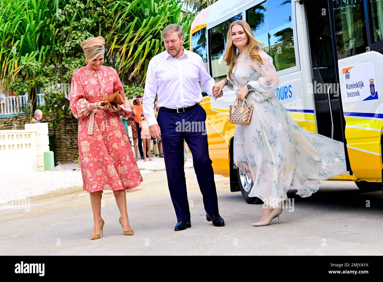 King Willem-Alexander and Queen Maxima of the Netherlands with Princess ...
