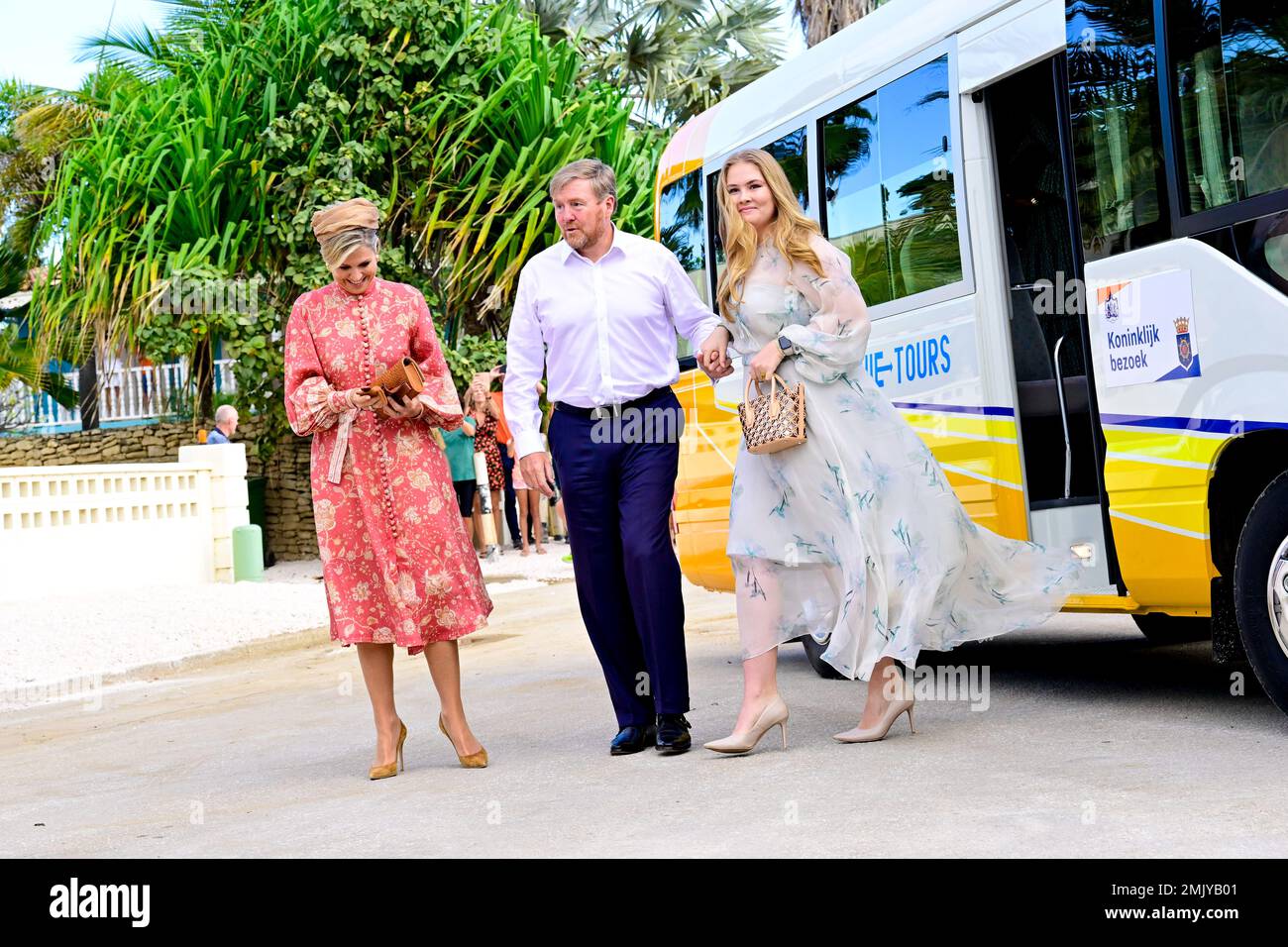 King Willem-Alexander and Queen Maxima of the Netherlands with Princess ...