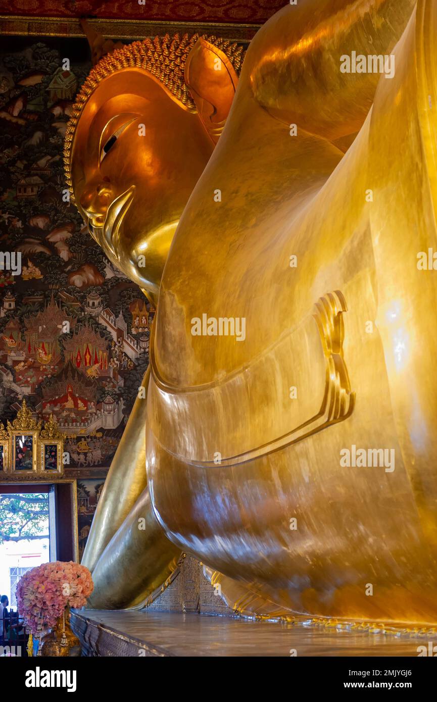 Lying Down Buddha Bangkok Hi res Stock Photography And Images Alamy lying-down-buddha-bangkok-hi-res-stock-photography-and-images-alamy