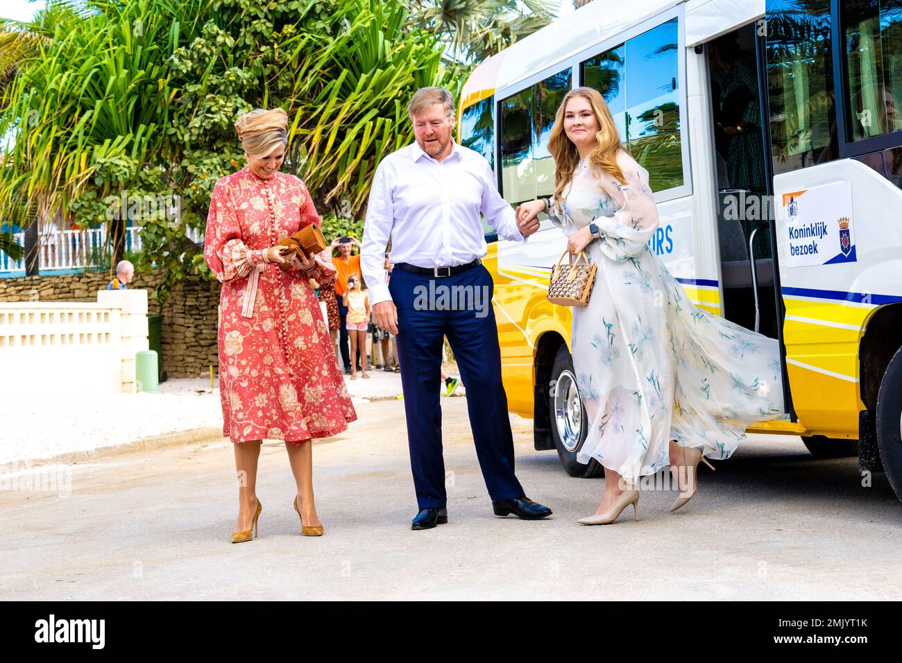 King Willem-Alexander and Queen Maxima of the Netherlands with Princess ...
