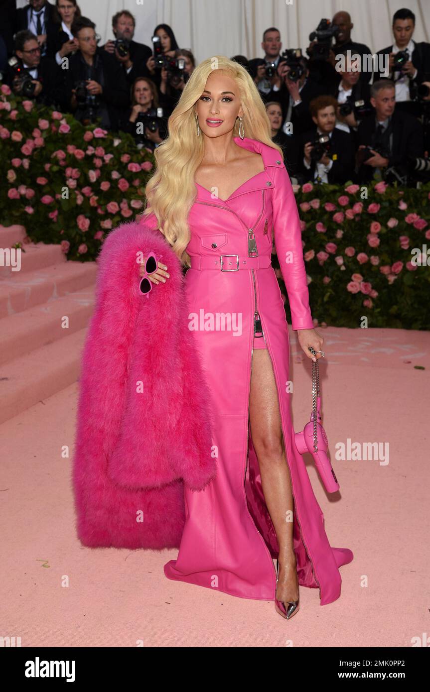 Kacey Musgraves attends The Metropolitan Museum of Art&rsquo;s Costume