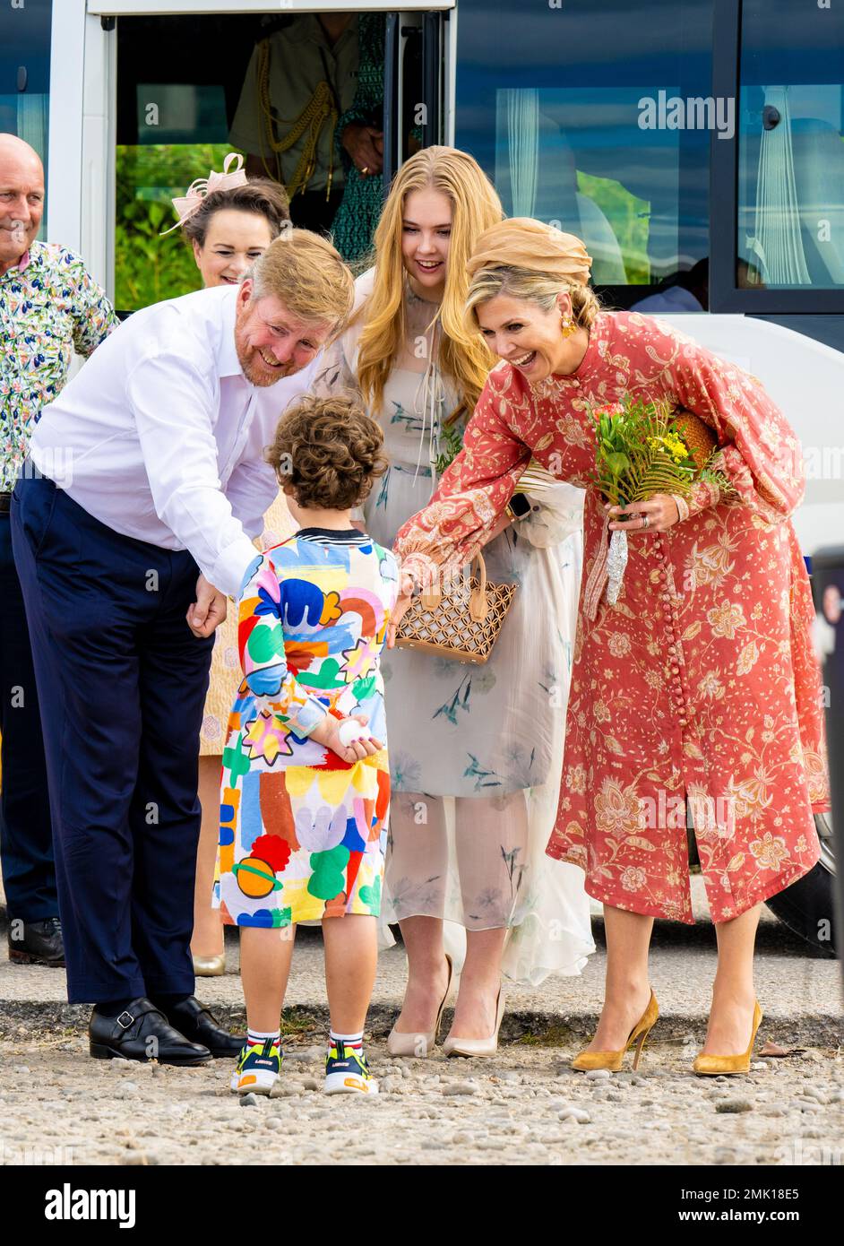 King Willem-Alexander and Queen Maxima of the Netherlands with Princess ...
