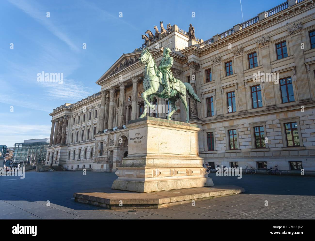 Sculpture of Frederick William, Duke of BrunswickWolfenbuttel in front